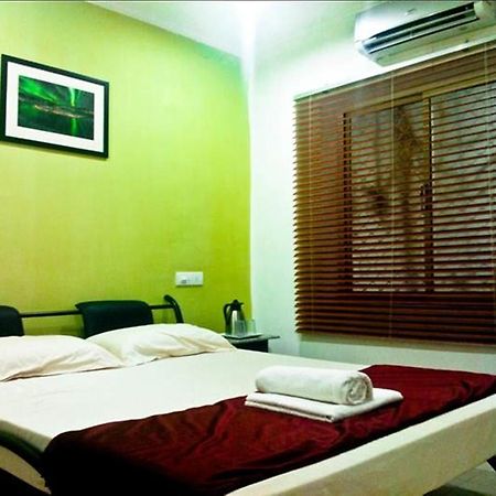 เดคแคน คอมฟอร์ต Hotel ไฮเดอราบัด ภายนอก รูปภาพ